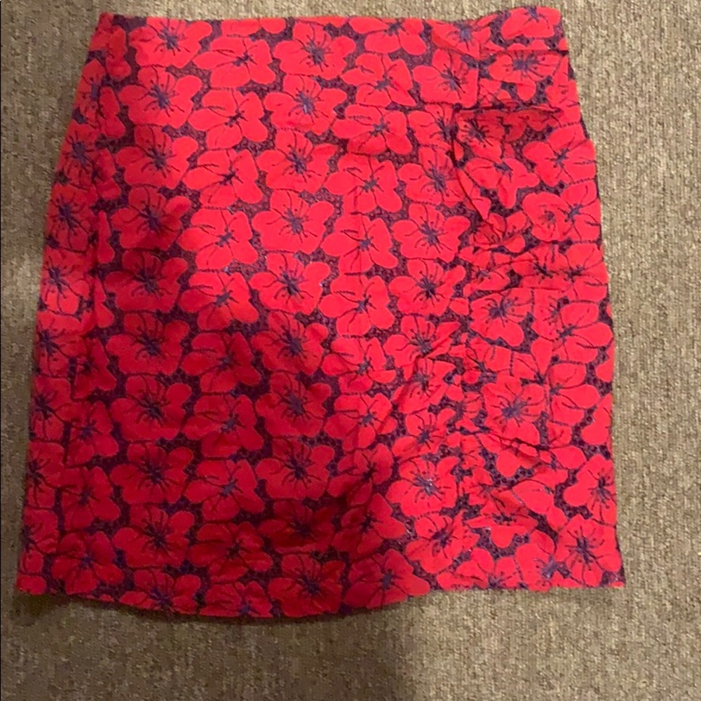 Brand new printed short skirt